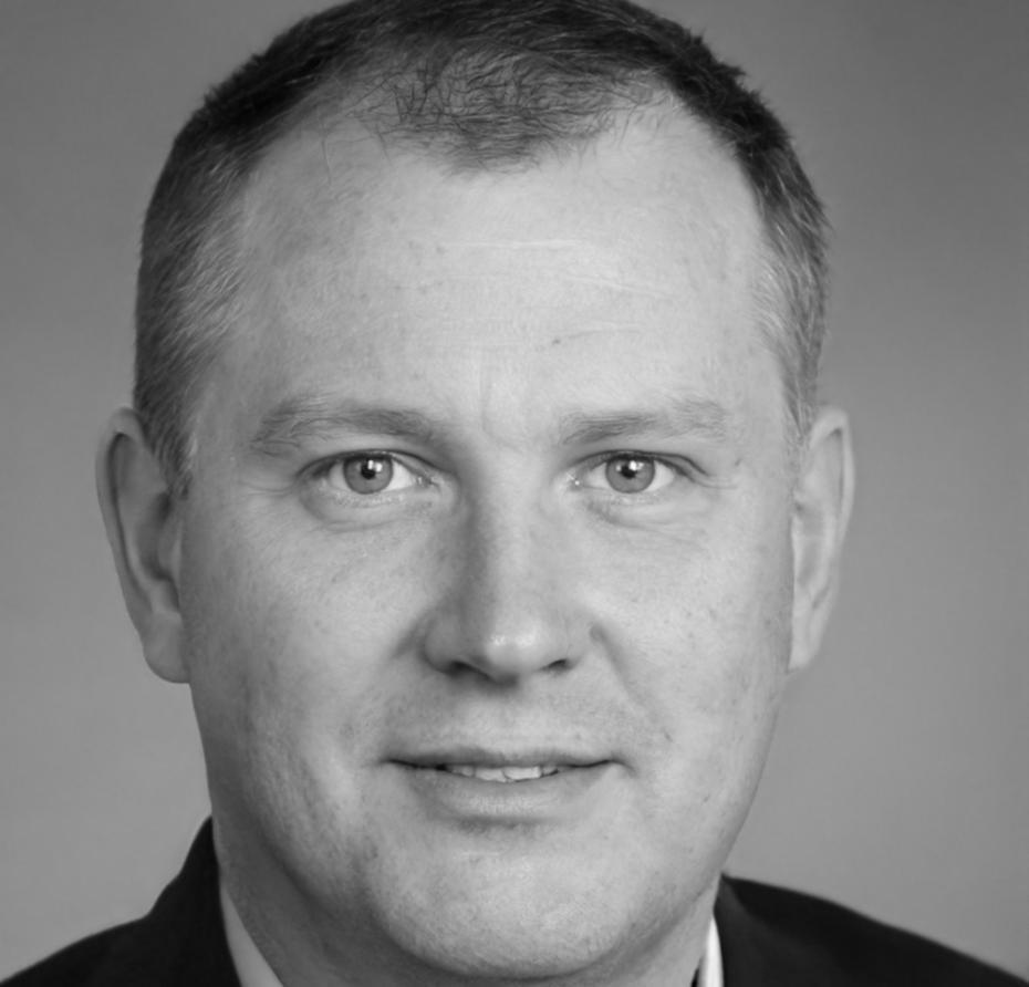 Fabian Lindemann, Spezialist für Budgetoptimierung bei calystronivea